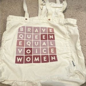 Feed women’s day bag EUC